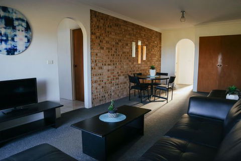 Reef Resort Apartments - Tourism Gold Coast 1