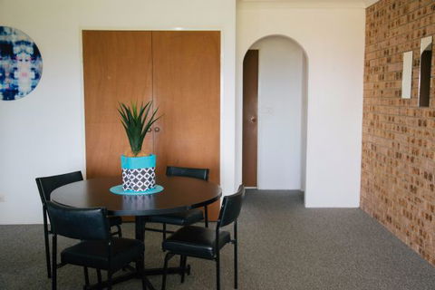 Reef Resort Apartments - Tourism Gold Coast 5