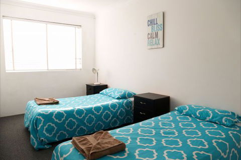 Reef Resort Apartments - Tourism Gold Coast 6