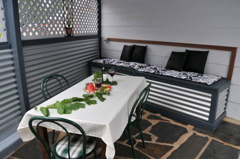 Ellenor Ivy Cottage - Tourism Gold Coast 4