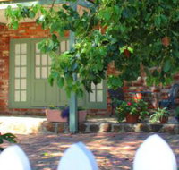 Kalamunda Carriages and Three Gums Cottage