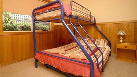 Apollo Bay Backpackers Lodge - Tourism Gold Coast 2
