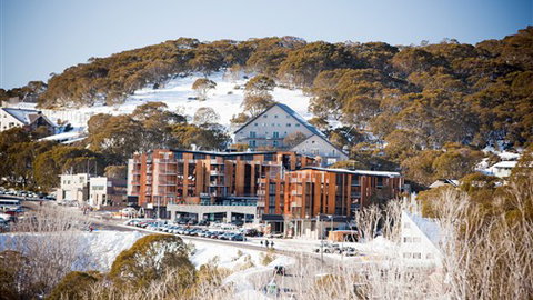 QT Falls Creek Resort - Tourism Gold Coast 4