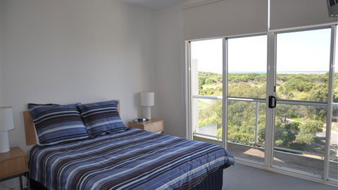 Lady Bay Resort - Tourism Gold Coast 5