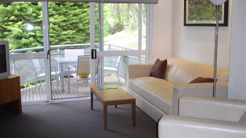 Kunala Chalet - Pinnacle Valley Resort - Tourism Gold Coast 0