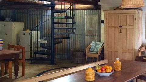 Schusters Lodge - Tourism Gold Coast 0