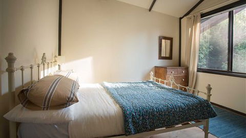 Schusters Lodge - Tourism Gold Coast 2