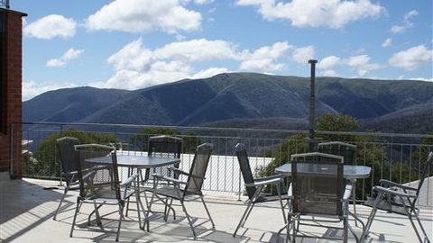 Gebi's Apartments - Tourism Gold Coast 1