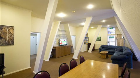 Alpha Ski Lodge - Tourism Gold Coast 1