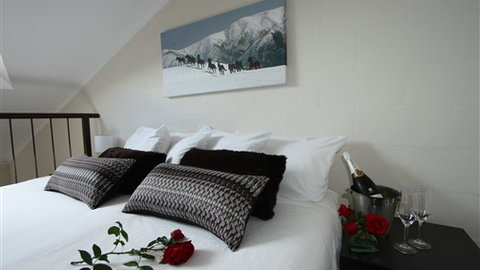 Summit Ridge Alpine Lodge - Tourism Gold Coast 3