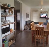 Lakeside Vista Holiday House - Tourism Gold Coast