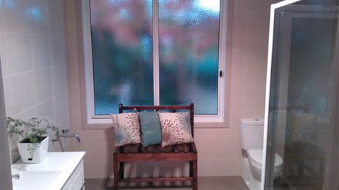 Lakeside Vista Holiday House - Tourism Gold Coast 6