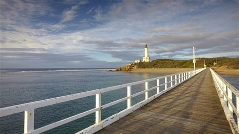 The Hill - Tourism Gold Coast 0