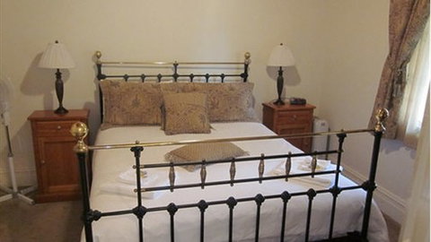 Abaleen House - Tourism Gold Coast 2
