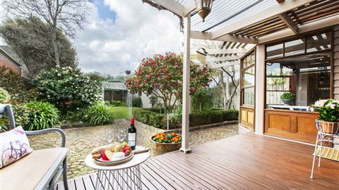 Avalon Guesthouse - Tourism Gold Coast 4