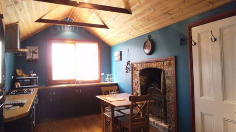 Goldfields Cottage - Tourism Gold Coast 4