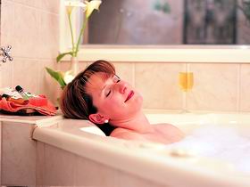 Adelaide Hills Country Cottages - The Villa - Tourism Gold Coast 2