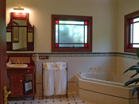 Anchor Cottage - Tourism Gold Coast 1