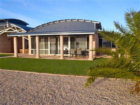 Baird Bay Ocean Eco Apartments - Tourism Gold Coast 2