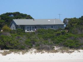 Island Beach SA Tourism Gold Coast