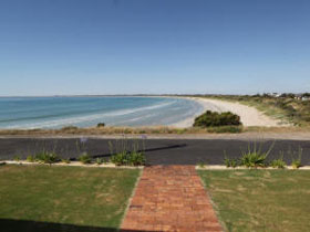 Beachside Cottage - Tourism Gold Coast 1