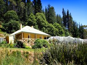 Bishops Adelaide Hills - Willow Cottage - Tourism Gold Coast 0