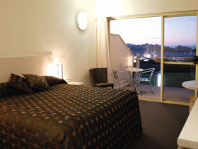 Harbour View Motel - Tourism Gold Coast 1