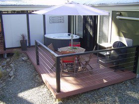 One Tree Bed And Breakfast - Tourism Gold Coast 1