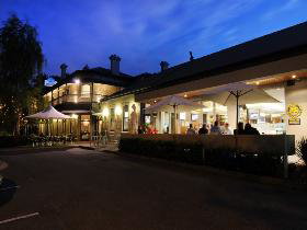 The Stirling Hotel - Tourism Gold Coast 0