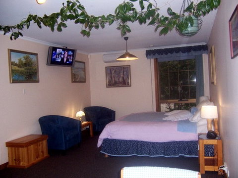 Adelaide Hills Bed & Breakfast Accommodation - Tourism Gold Coast 2