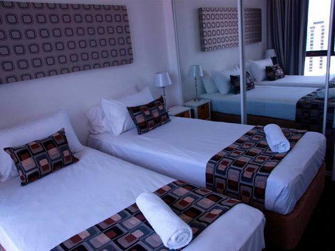 Aegean Apartments - Tourism Gold Coast 8
