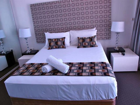 Aegean Apartments - Tourism Gold Coast 9
