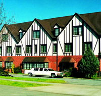 Albury Manor House - Tourism Gold Coast