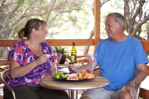Anglesea Beachfront Caravan Park - Tourism Gold Coast 1