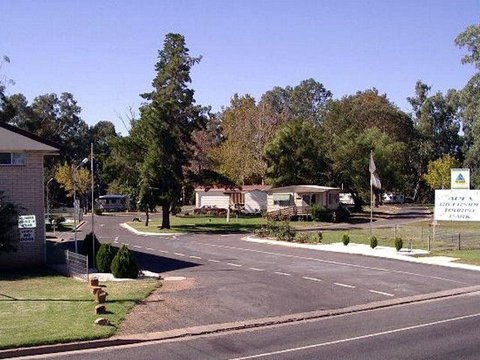 Apex Riverside Park - Tourism Gold Coast 0