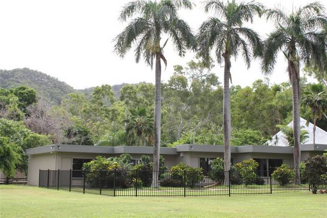 Canberra ACT Tourism Gold Coast