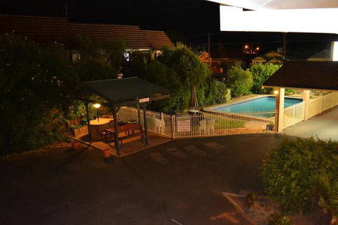 Atlas Motel - Tourism Gold Coast 3