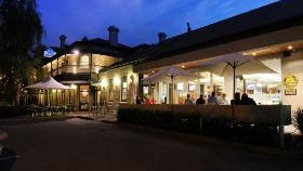 The Stirling Hotel - Tourism Gold Coast 3