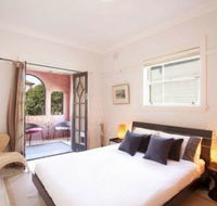 Bondi Beach Breeze - Tourism Gold Coast