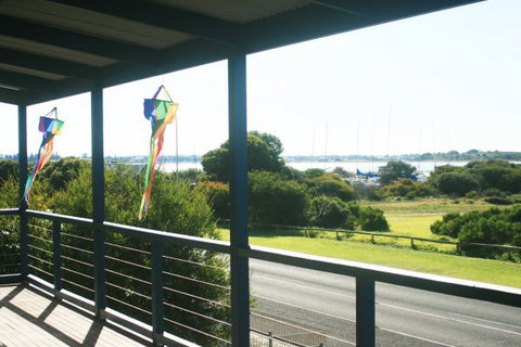 LJ Hooker Goolwa Holiday Rentals - 25 Barrage Road, Goolwa South - Tourism Gold Coast 2