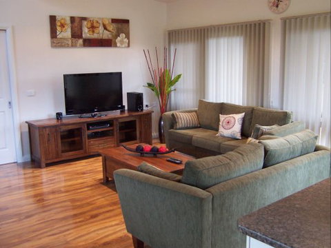 High Peaks Cottages - Tourism Gold Coast 5