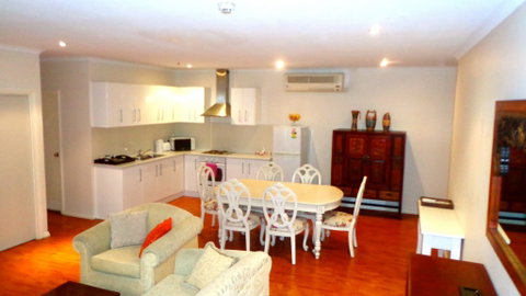 Regency Apartments - Tourism Gold Coast 4