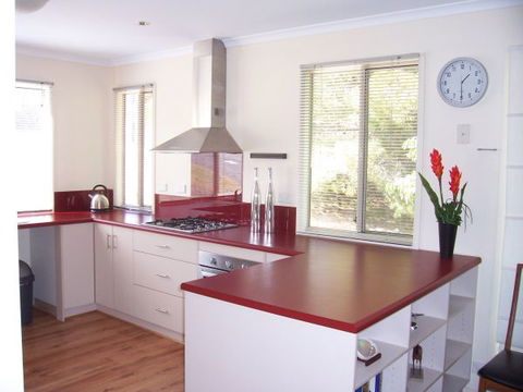 Century 21 SouthCoast: All Decked Out - Tourism Gold Coast 2