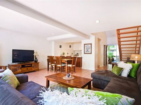 Fletcher Lane Apartments - Tourism Gold Coast 2
