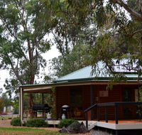 Friends at McLaren Vale - Tourism Gold Coast