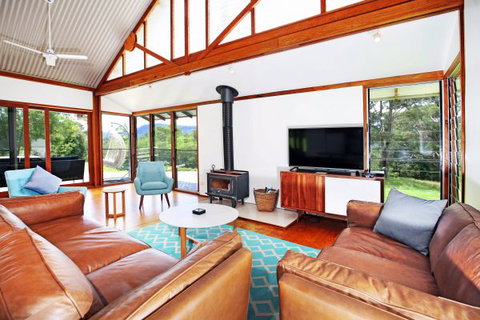 Tara - Tourism Gold Coast 1