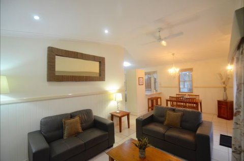 Barney Beach Accommodation - Tourism Gold Coast 2