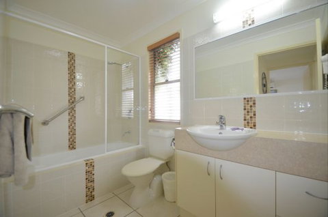 Barney Beach Accommodation - Tourism Gold Coast 4