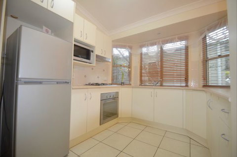 Barney Beach Accommodation - Tourism Gold Coast 5