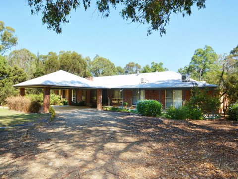 Abelia House - Tourism Gold Coast 0